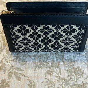 Kate spade New York cross body